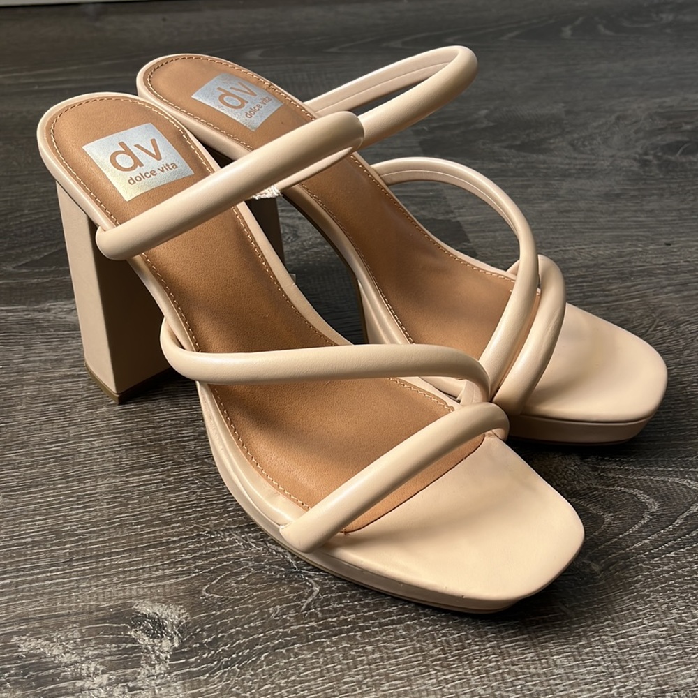 NWT Dolce Vita Pyro Dress Sandal - Size 9.5